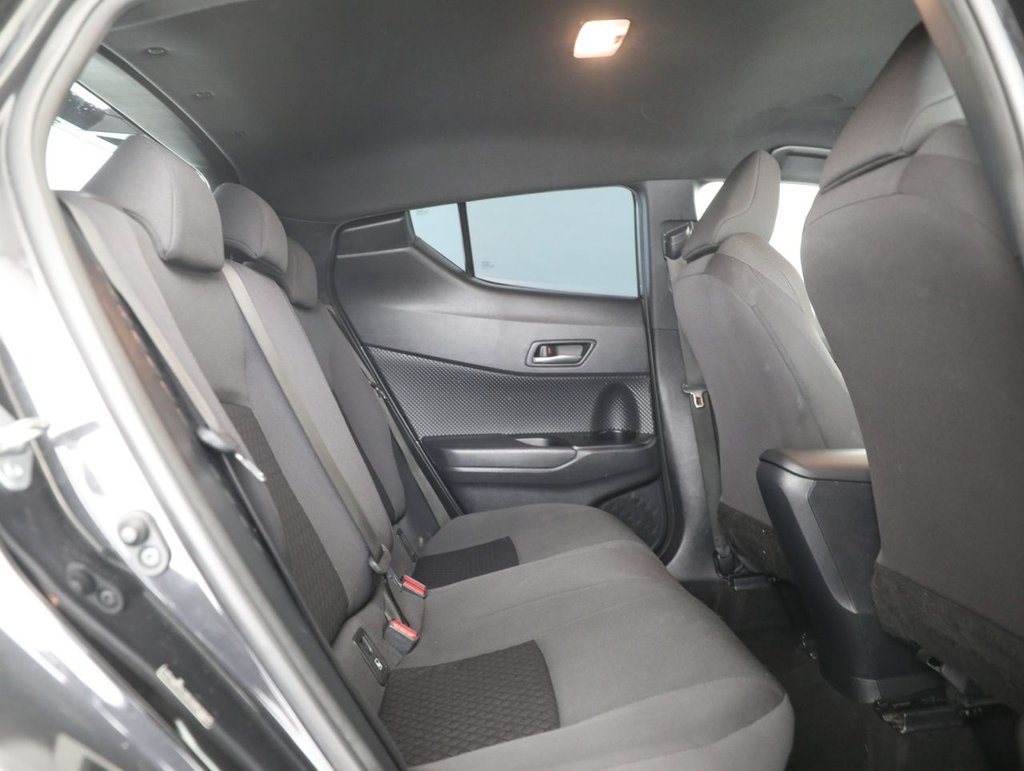 Used Toyota C-HR 2022 for sale - 76773052: Photo 27