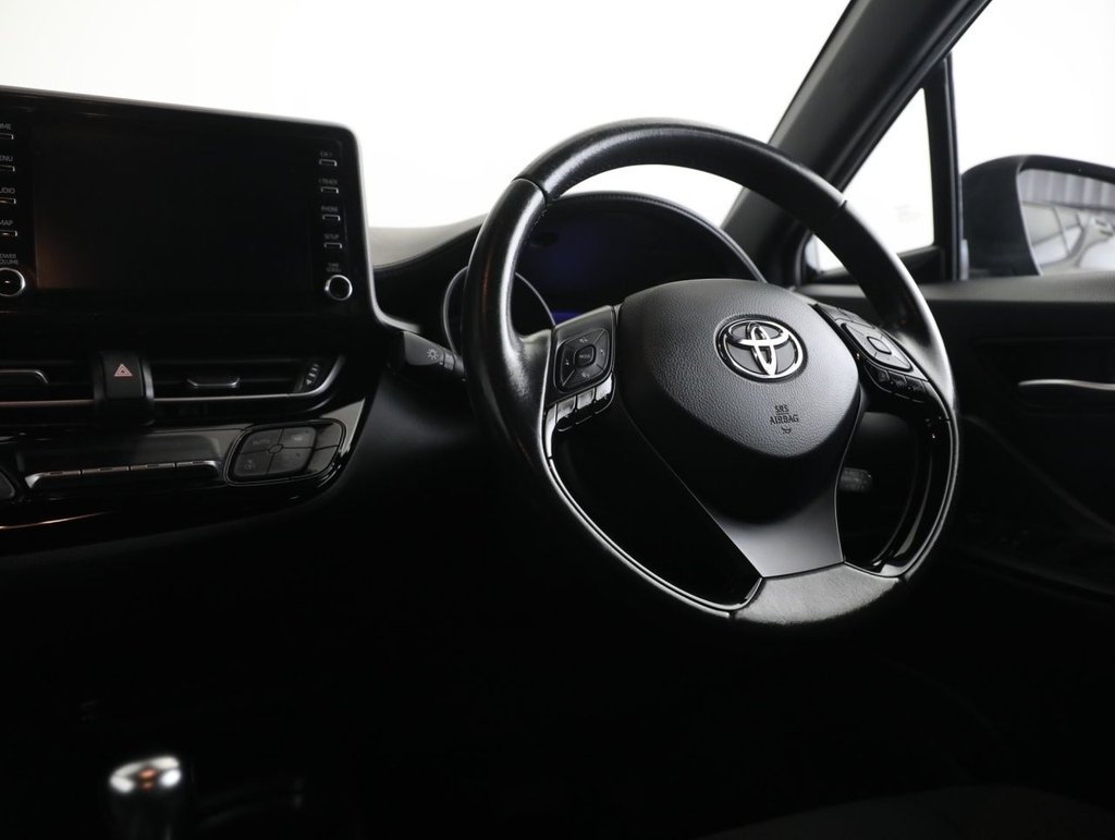 Used Toyota C-HR 2022 for sale - 76773052: Photo 35