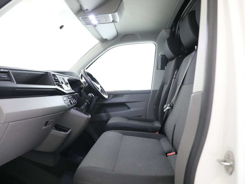 Used Volkswagen Transporter 2021 for sale - 77668873: Photo 31