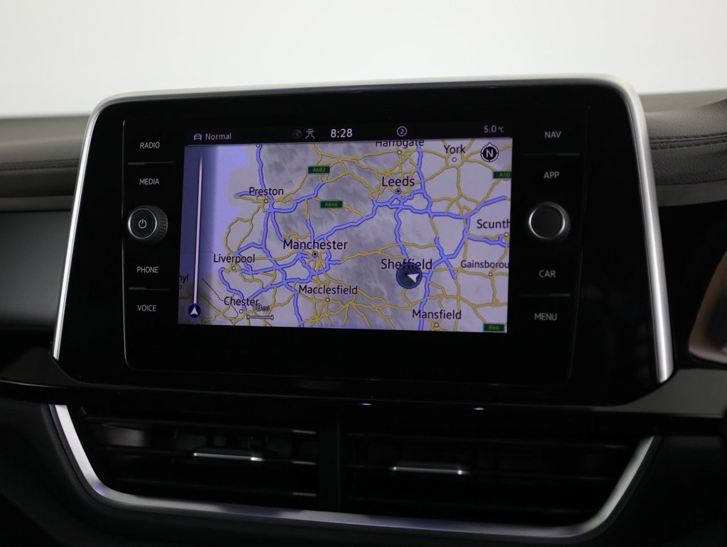 Used Volkswagen T-Roc 2022 for sale - 77205478: Photo 32