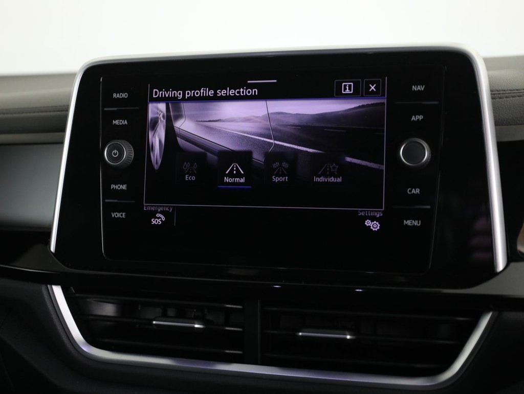 Used Volkswagen T-Roc 2022 for sale - 77205478: Photo 41