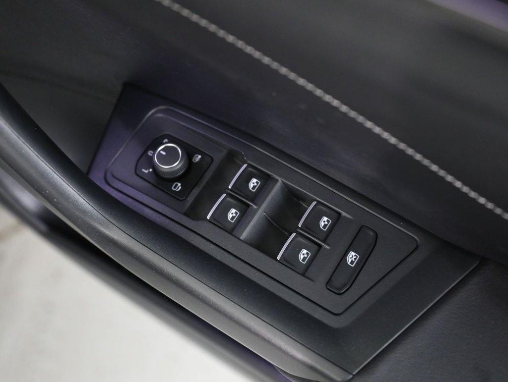 Used Volkswagen T-Roc 2022 for sale - 77205478: Photo 42