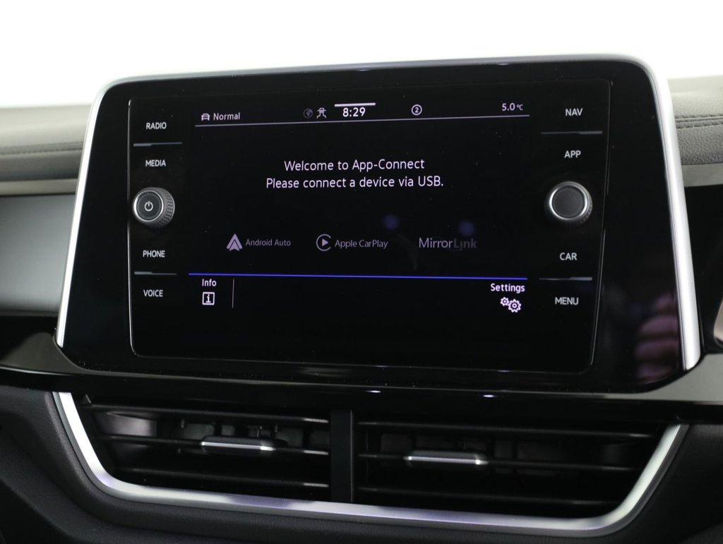 Used Volkswagen T-Roc 2022 for sale - 77205478: Photo 45