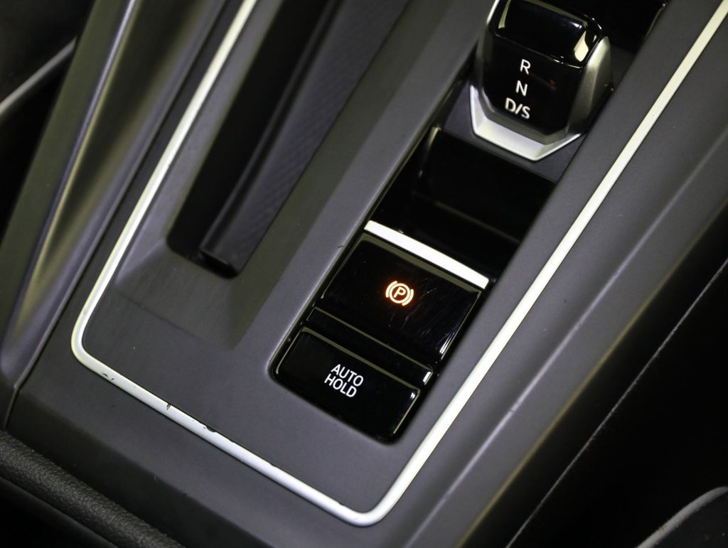 Used Volkswagen Golf 2022 for sale - 76406345: Photo 32