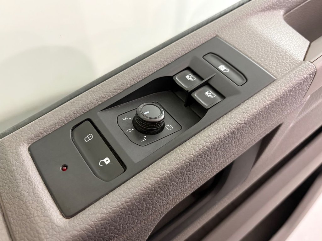 Used Volkswagen Transporter 2021 for sale - 78074158: Photo 27