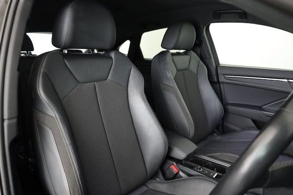 Used Audi Q3 2022 for sale - 76309436: Photo 15