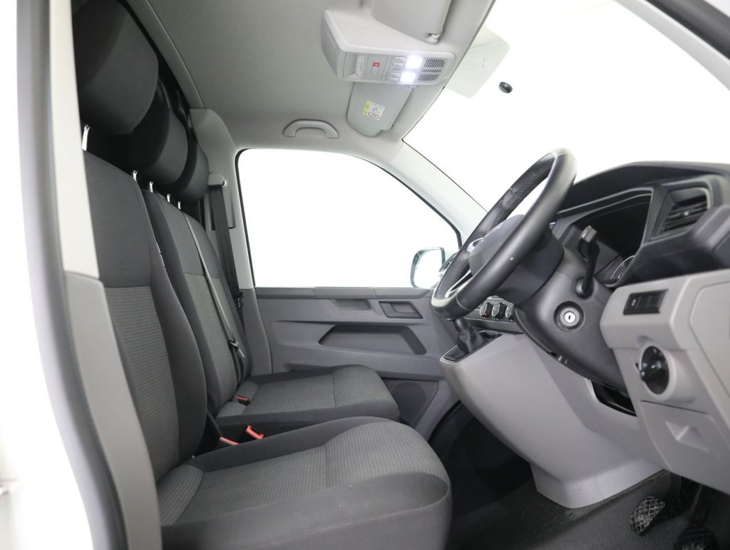 Used Volkswagen Transporter 2021 for sale - 77133036: Photo 20