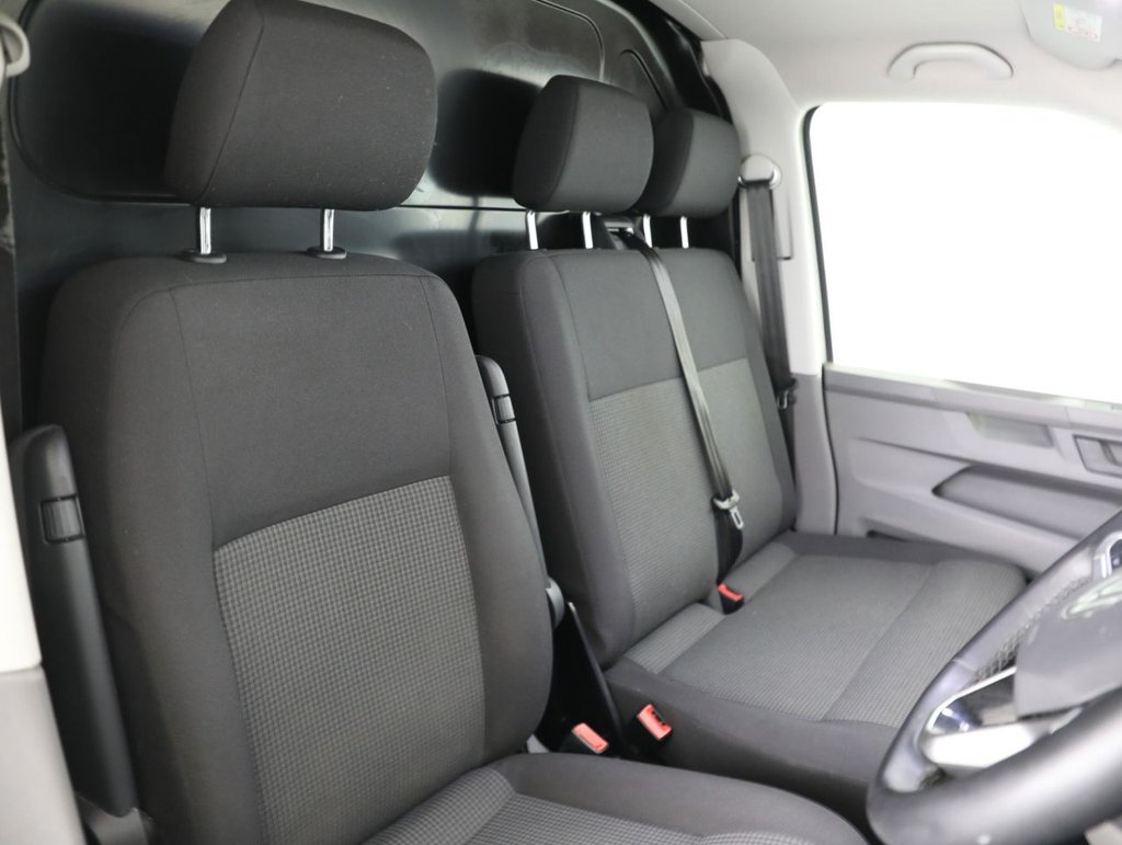 Used Volkswagen Transporter 2021 for sale - 77133036: Photo 21