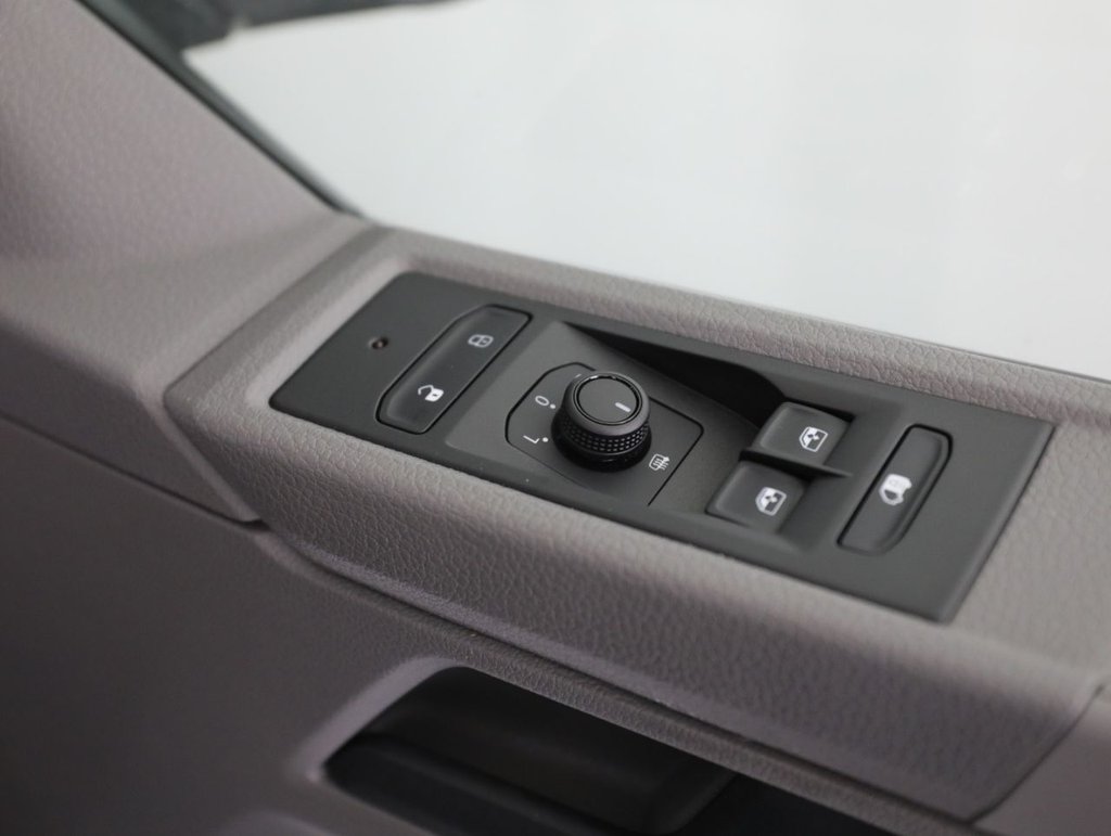 Used Volkswagen Transporter 2021 for sale - 77133036: Photo 27