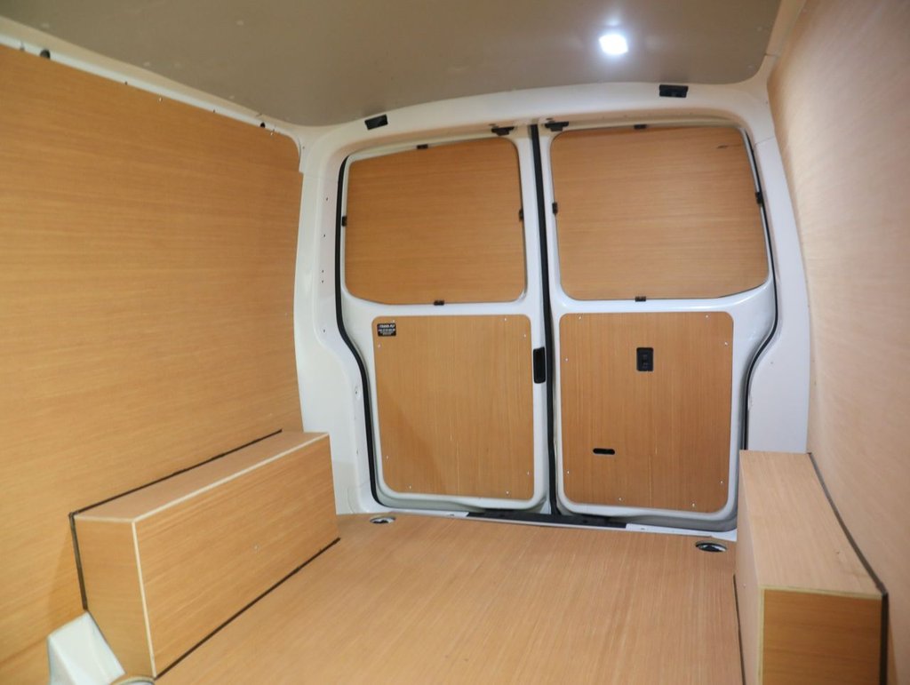 Used Volkswagen Transporter 2021 for sale - 77133036: Photo 38