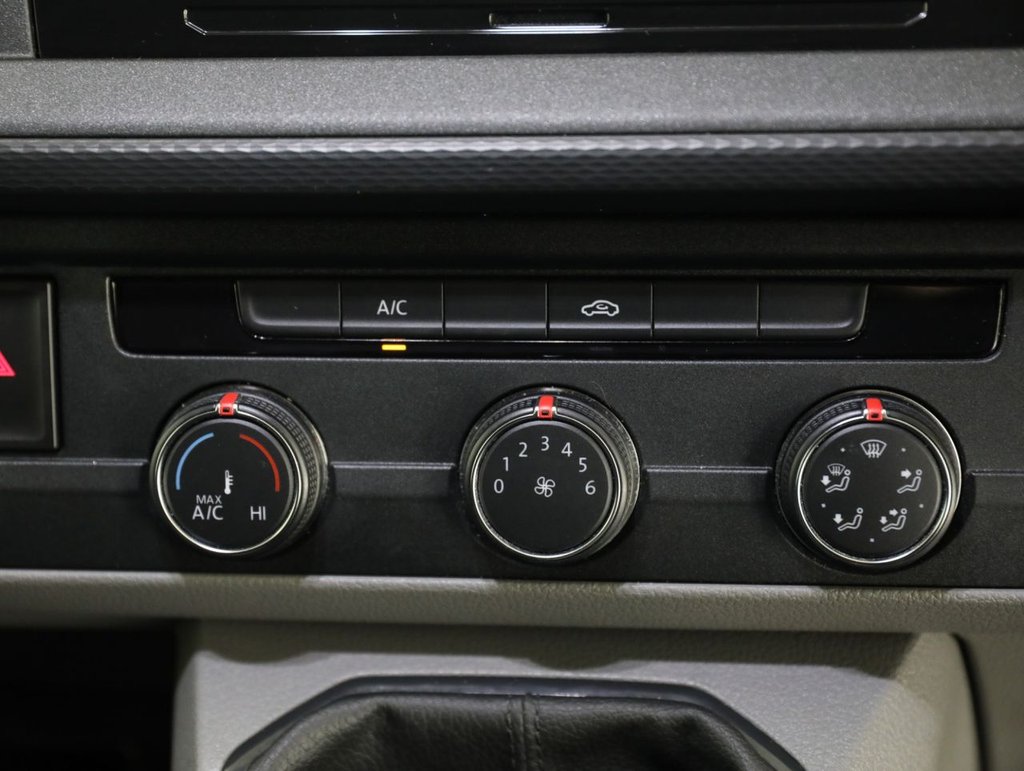 Used Volkswagen Transporter 2023 for sale - 76539687: Photo 30