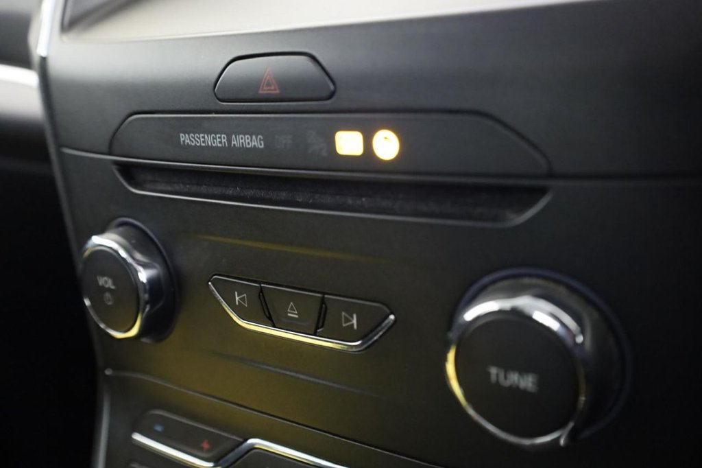 Used Ford Galaxy 2022 for sale - 76323230: Photo 41