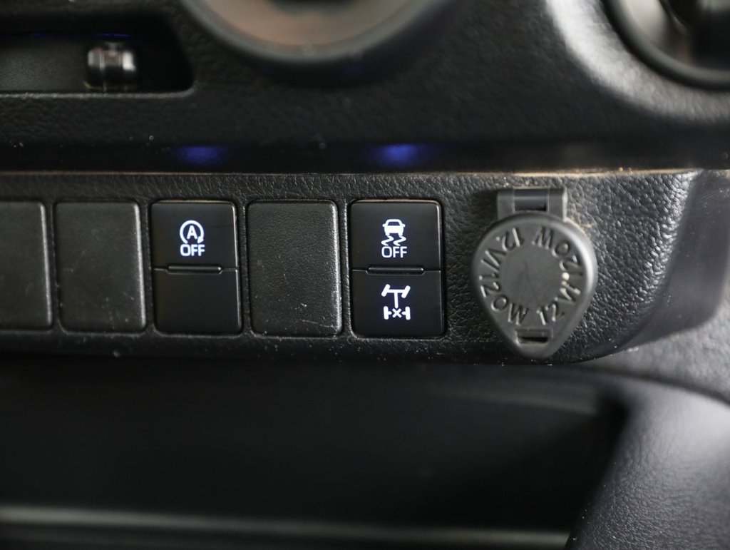 Used Toyota Hilux 2021 for sale - 77673714: Photo 34