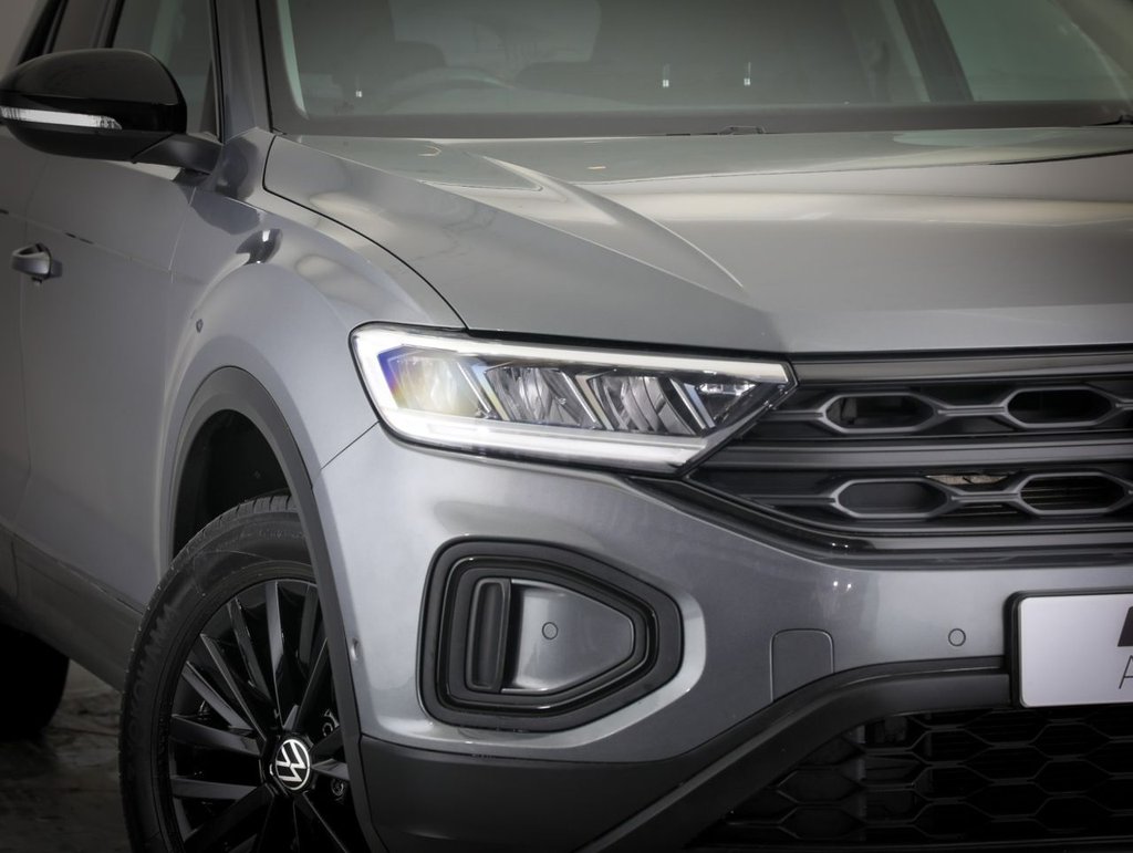 Used Volkswagen T-Roc 2023 for sale - 77710876: Photo 11