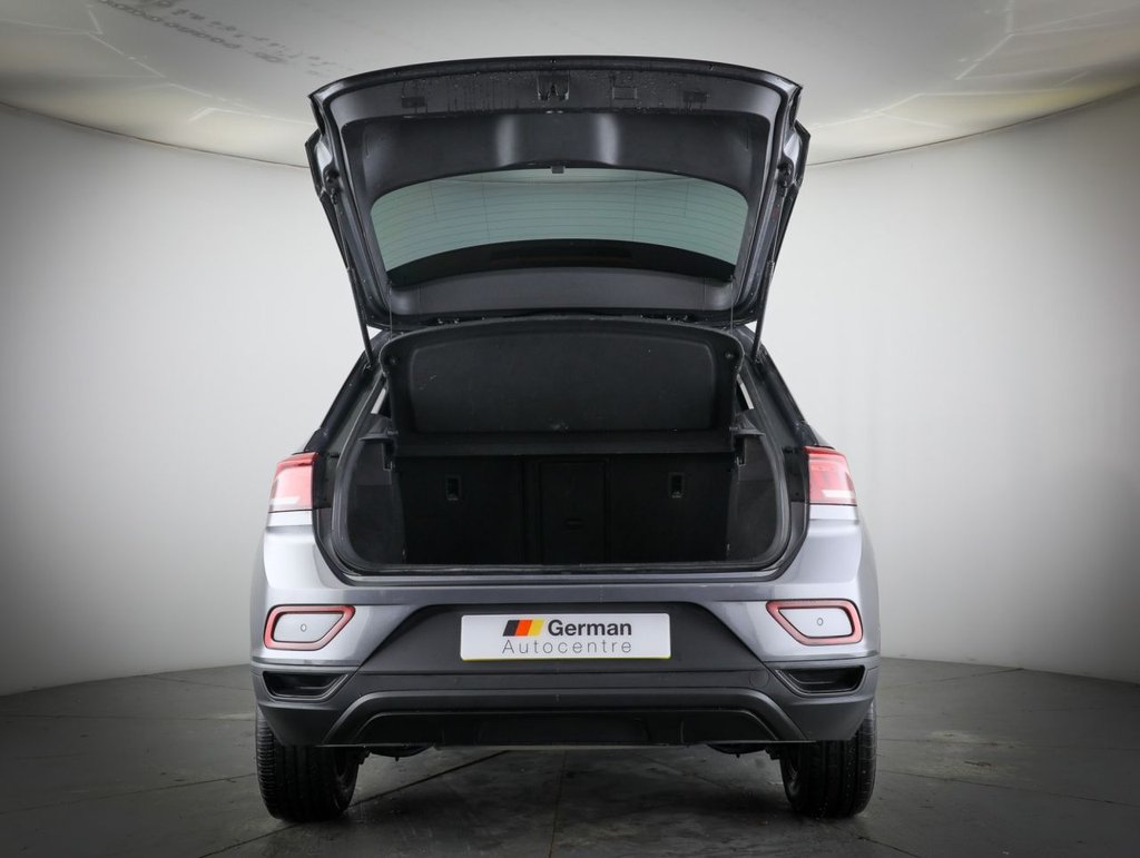 Used Volkswagen T-Roc 2023 for sale - 77710876: Photo 15