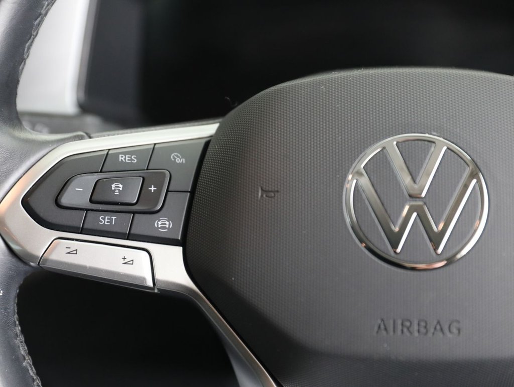 Used Volkswagen T-Roc 2023 for sale - 77710876: Photo 22