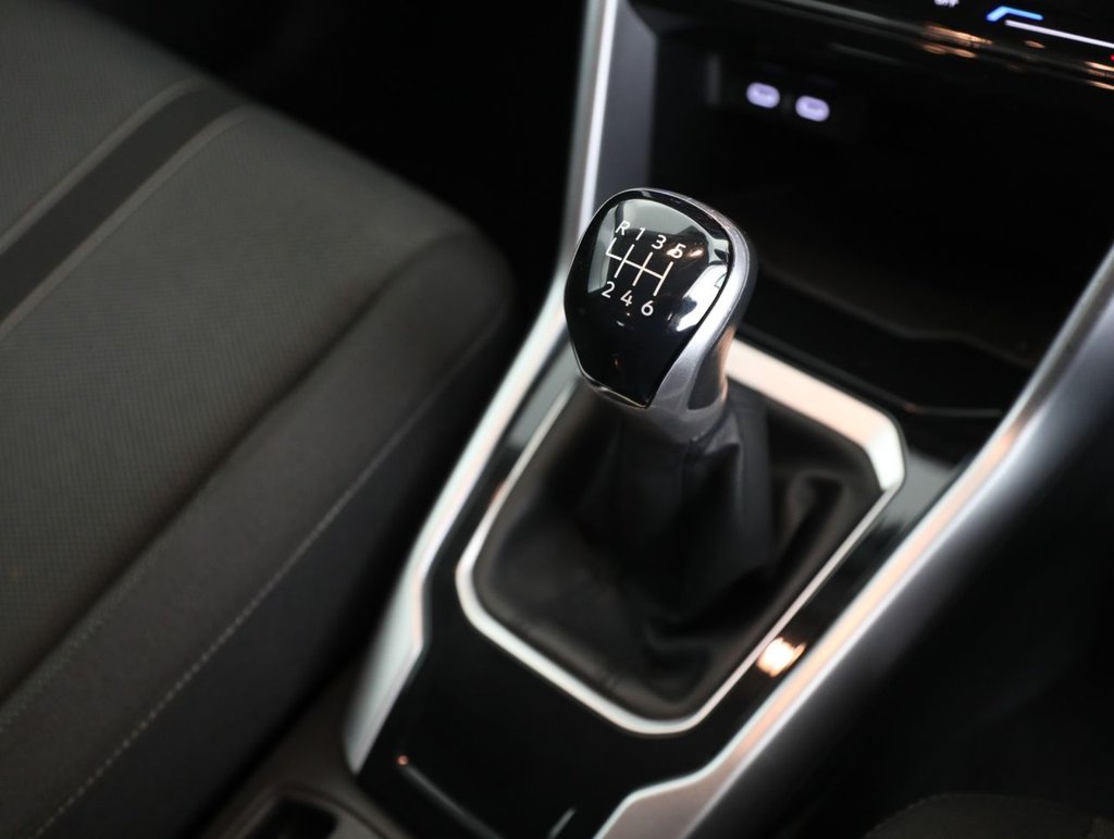 Used Volkswagen T-Roc 2023 for sale - 77710876: Photo 24