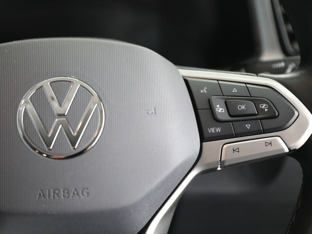 Used Volkswagen T-Roc 2023 for sale - 77710876: Photo 44