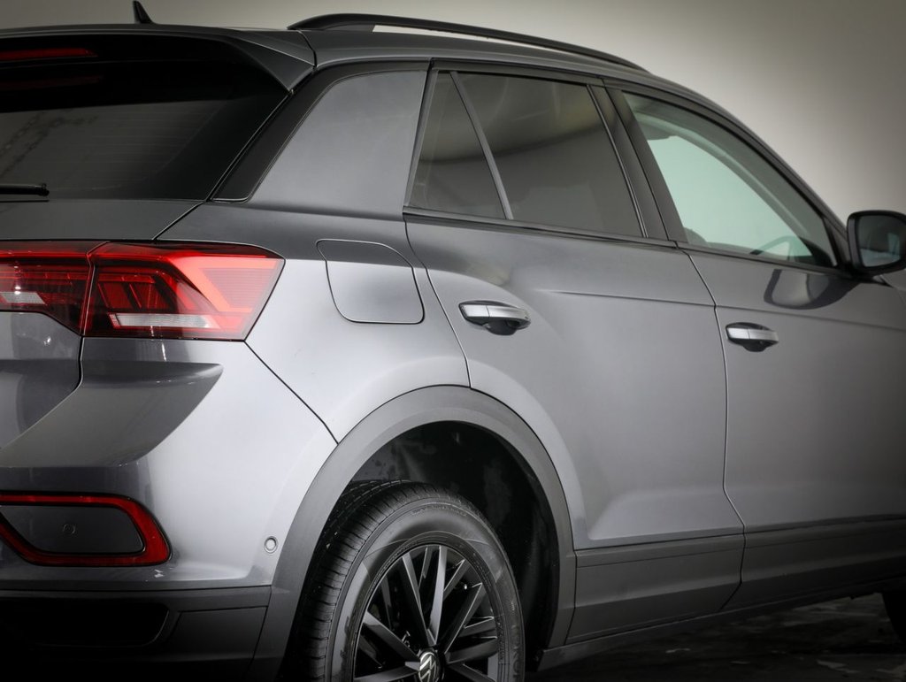 Used Volkswagen T-Roc 2023 for sale - 77710876: Photo 8
