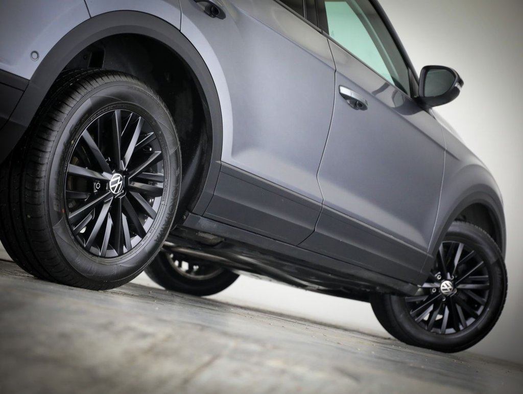 Used Volkswagen T-Roc 2023 for sale - 77710876: Photo 9