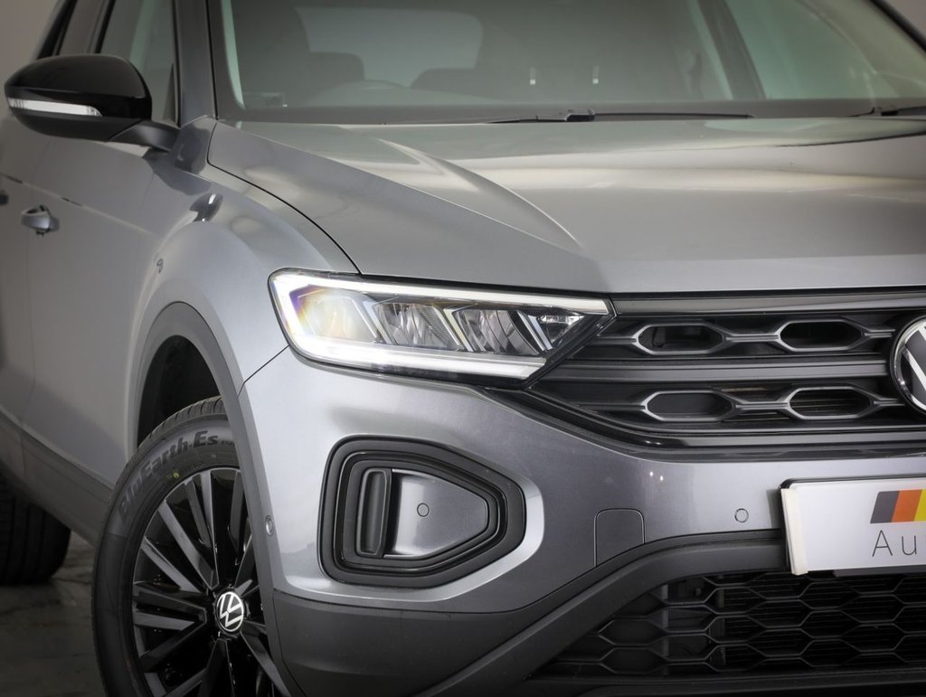 Used Volkswagen T-Roc 2022 for sale - 77654518: Photo 12