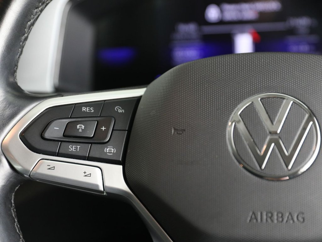 Used Volkswagen T-Roc 2022 for sale - 77654518: Photo 22