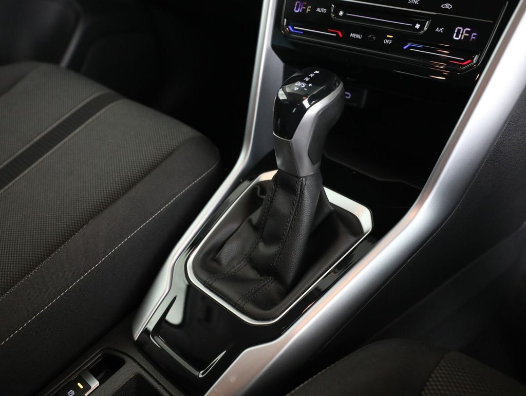 Used Volkswagen T-Roc 2022 for sale - 77654518: Photo 24