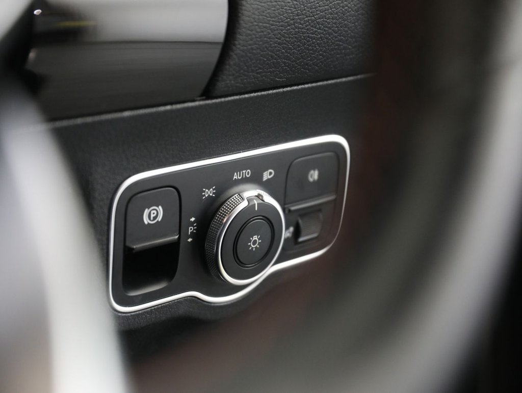 Used Mercedes-Benz GLA 2021 for sale - 76514586: Photo 32