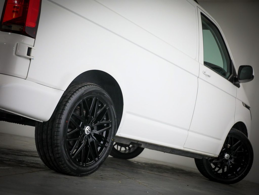 Used Volkswagen Transporter 2021 for sale - 77673701: Photo 10