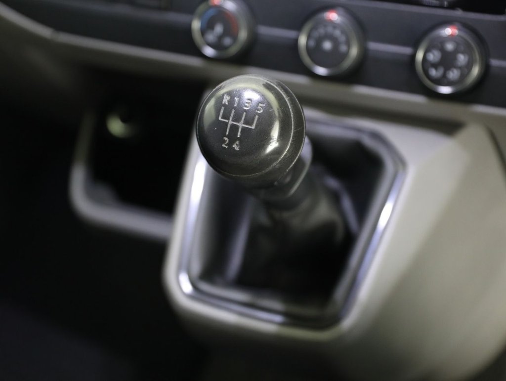 Used Volkswagen Transporter 2021 for sale - 77673701: Photo 23