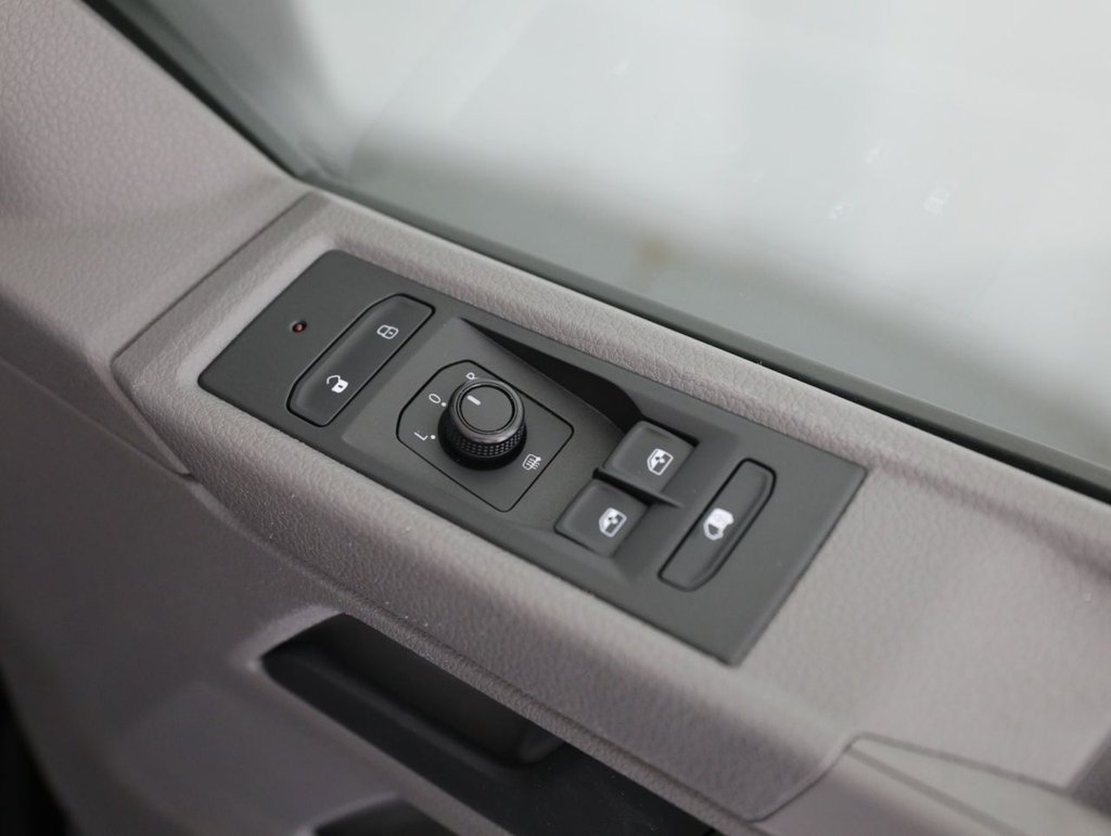 Used Volkswagen Transporter 2022 for sale - 78021986: Photo 26