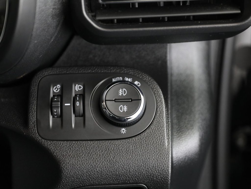 Used Vauxhall Combo Life 2022 for sale - 76610337: Photo 34