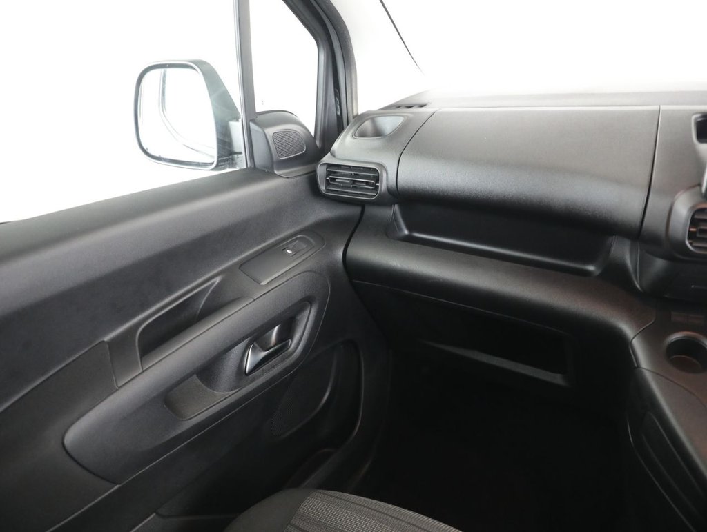 Used Vauxhall Combo Life 2022 for sale - 76610337: Photo 35
