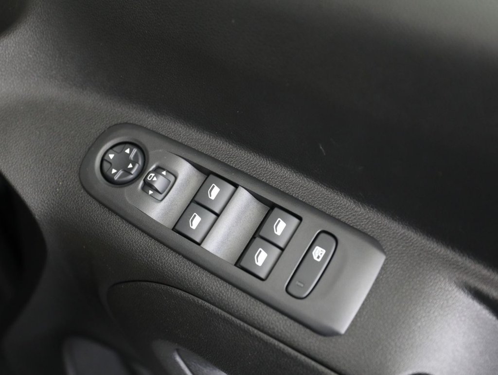 Used Vauxhall Combo Life 2022 for sale - 76610337: Photo 37