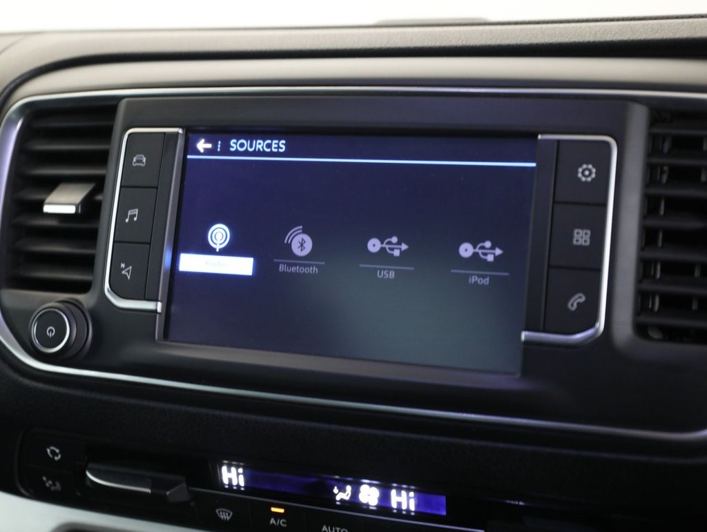 Used Peugeot Traveller 2020 for sale - 77145750: Photo 39