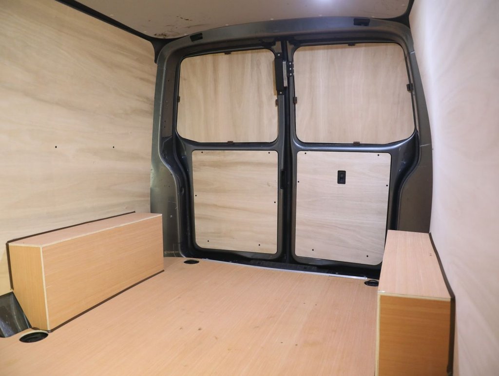 Used Volkswagen Transporter 2021 for sale - 77512560: Photo 40