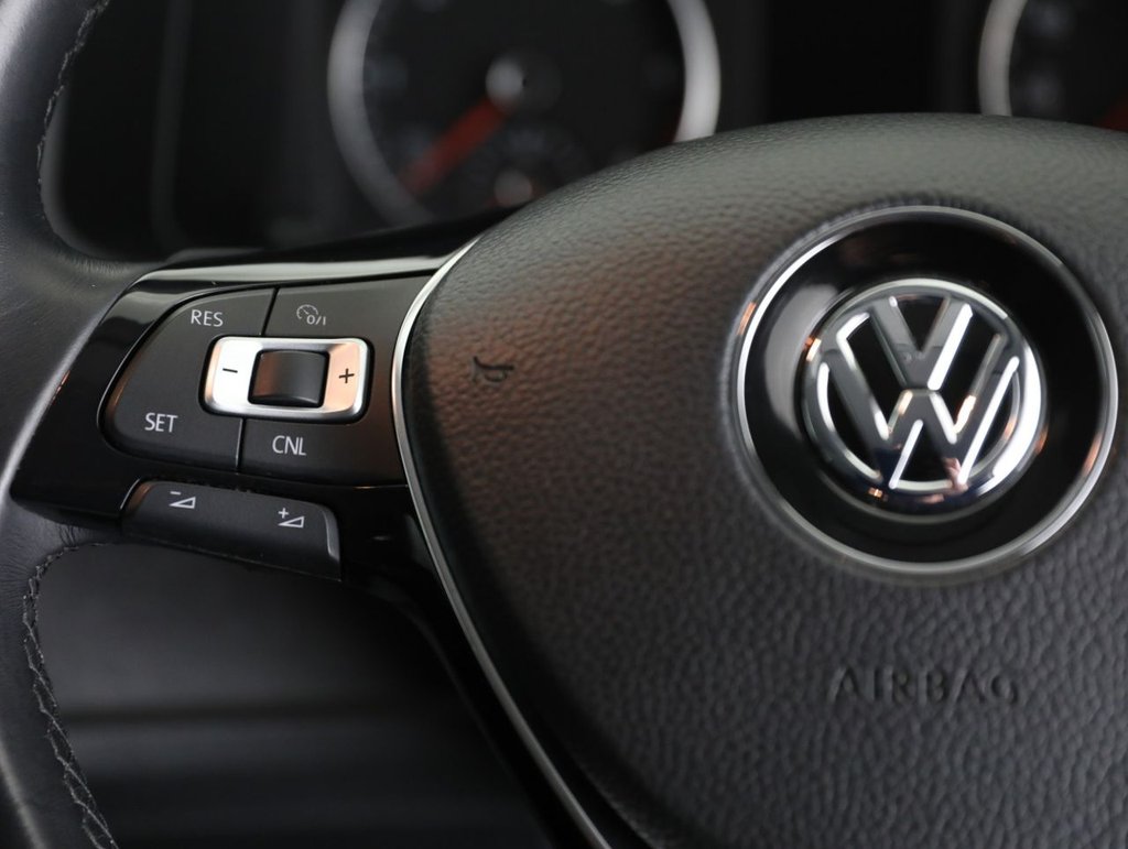 Used Volkswagen Transporter Shuttle 2019 for sale - 77995270: Photo 22