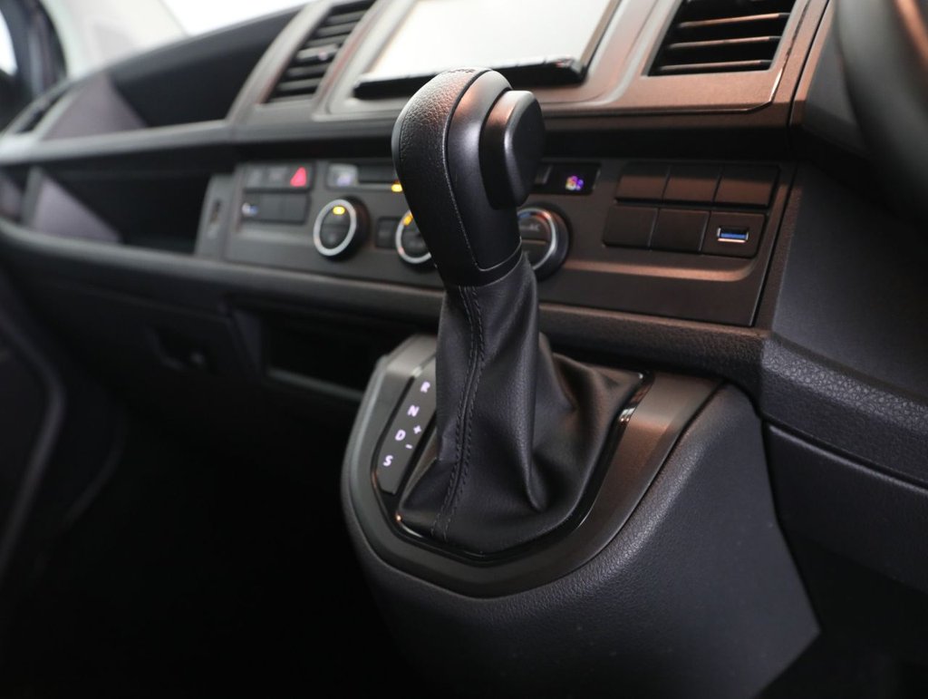 Used Volkswagen Transporter Shuttle 2019 for sale - 77995270: Photo 23