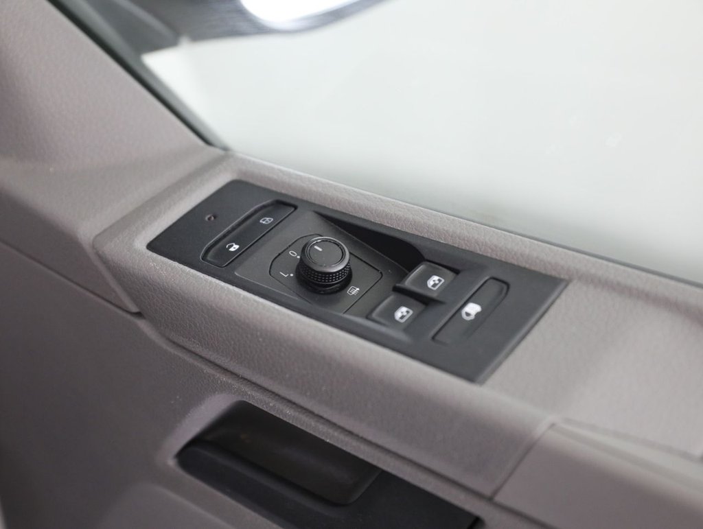 Used Volkswagen Transporter 2022 for sale - 77551613: Photo 33