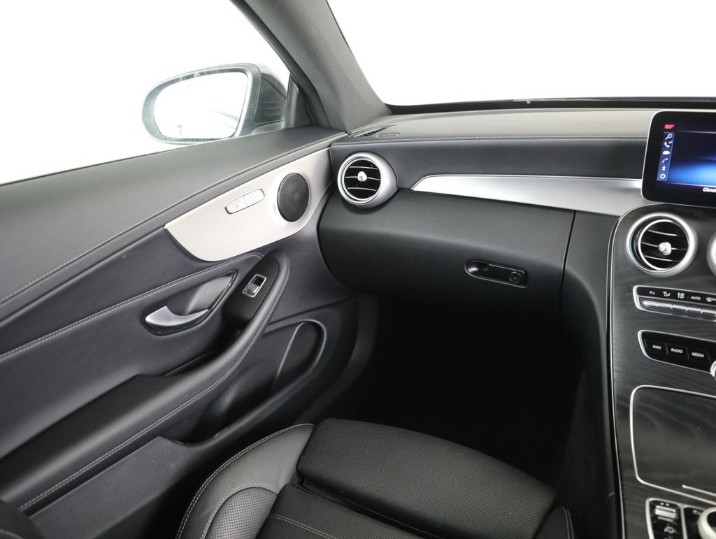Used Mercedes-Benz C Class 2021 for sale - 76586684: Photo 31