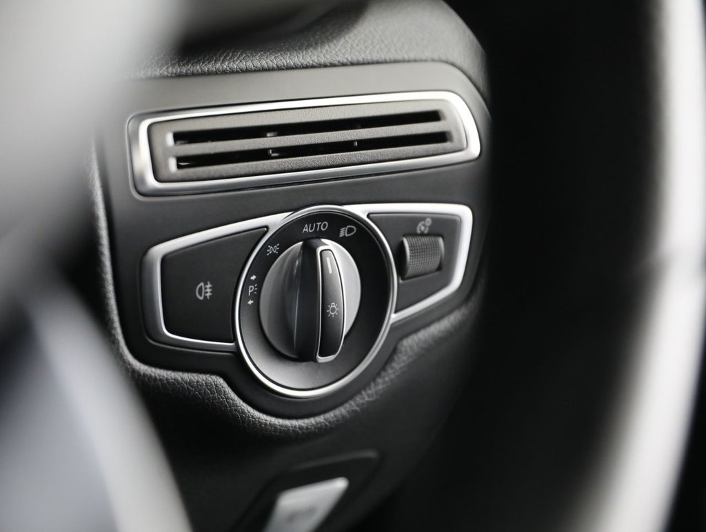 Used Mercedes-Benz C Class 2021 for sale - 76586684: Photo 40