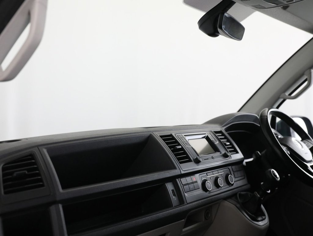 Used Volkswagen Transporter 2019 for sale - 77451620: Photo 38