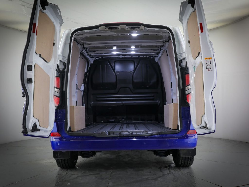 Used Ford Transit Custom 2024 for sale - 77042525: Photo 13