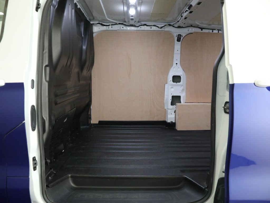Used Ford Transit Custom 2024 for sale - 77042525: Photo 45