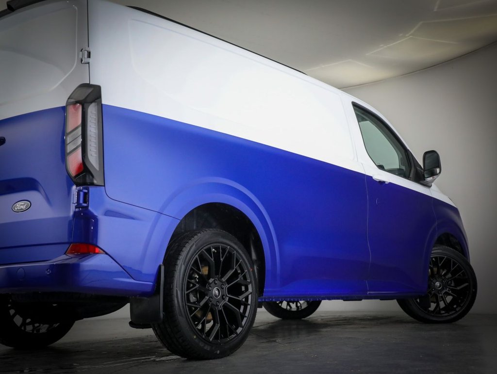Used Ford Transit Custom 2024 for sale - 77042525: Photo 8