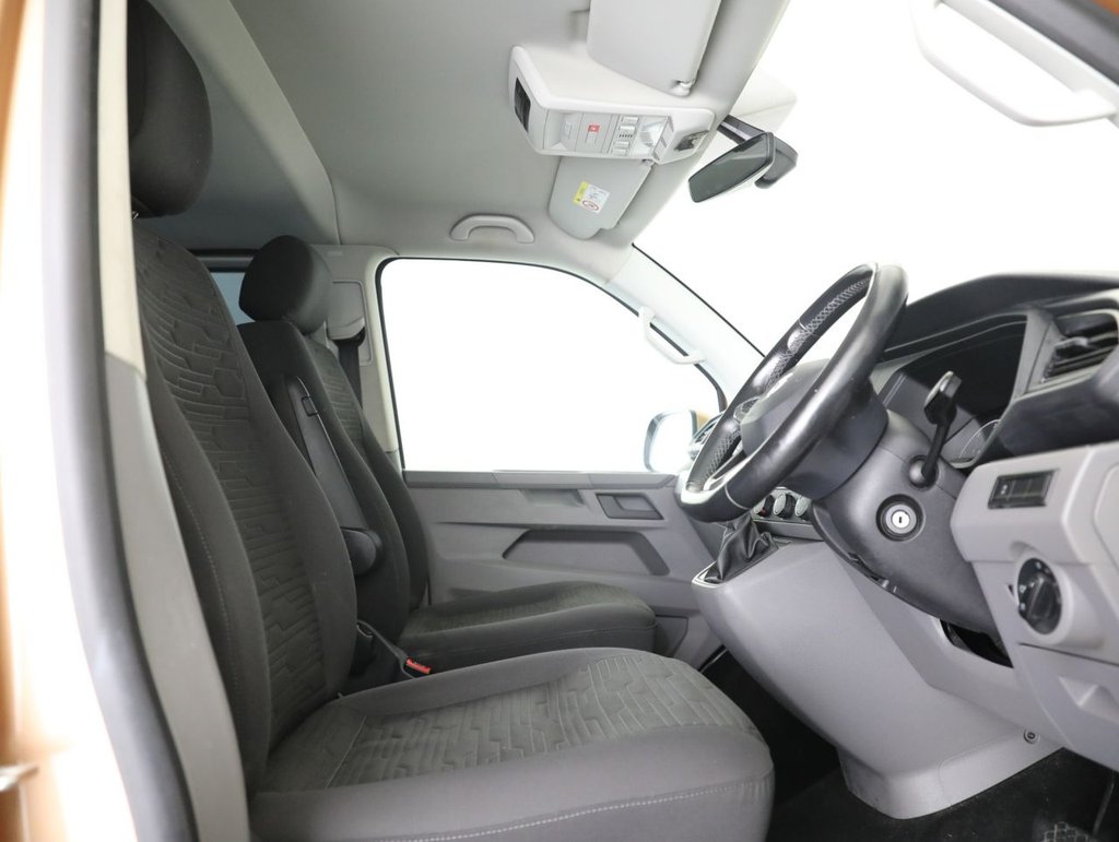 Used Volkswagen Transporter Shuttle 2020 for sale - 77218607: Photo 21