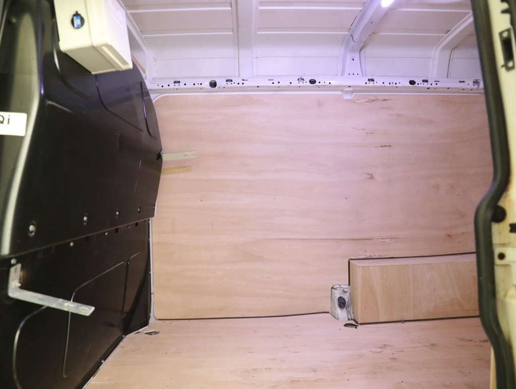 Used Volkswagen Transporter 2019 for sale - 77588328: Photo 33