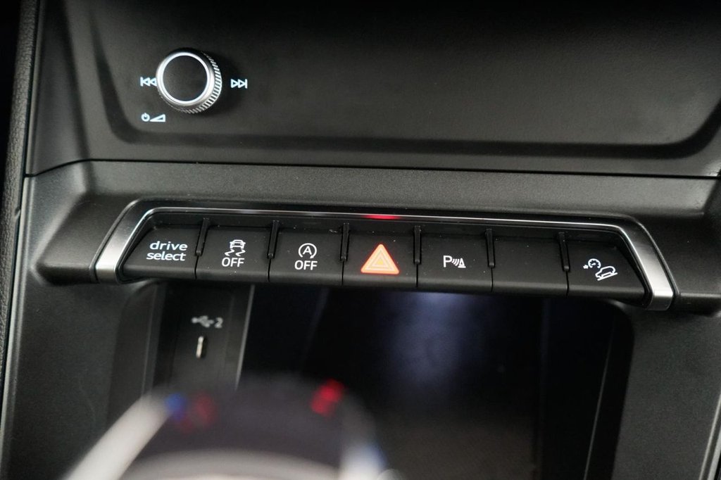 Used Audi Q3 2022 for sale - 75973785: Photo 37