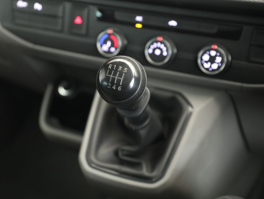 Used Volkswagen Transporter 2022 for sale - 78008905: Photo 24