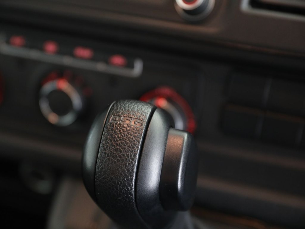 Used Volkswagen Transporter Shuttle 2019 for sale - 77786022: Photo 36